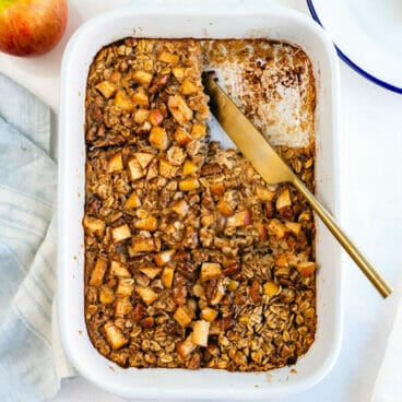 Vegan baked oatmeal