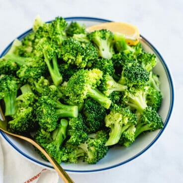 Boiled broccoli