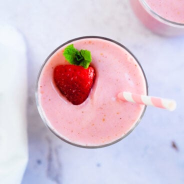 Best strawberry smoothie